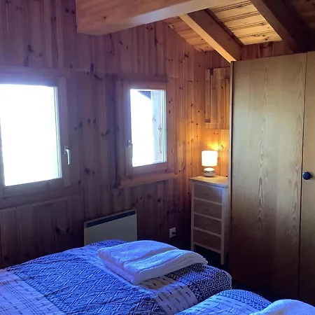 Chalet Sunny In With Garden Veysonnaz