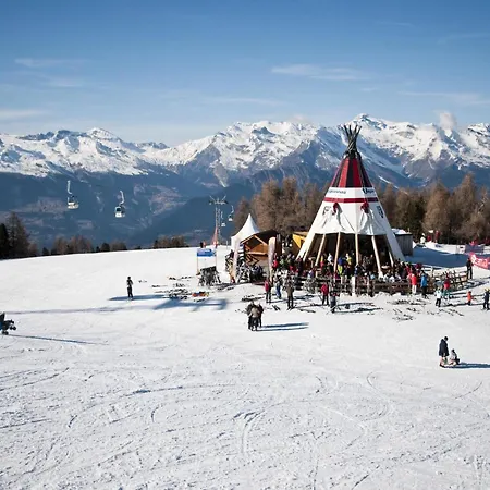 Sunny In With Garden *