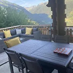 Chalet Sunny In With Garden