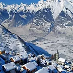 Sunny In With Garden Chalet Veysonnaz